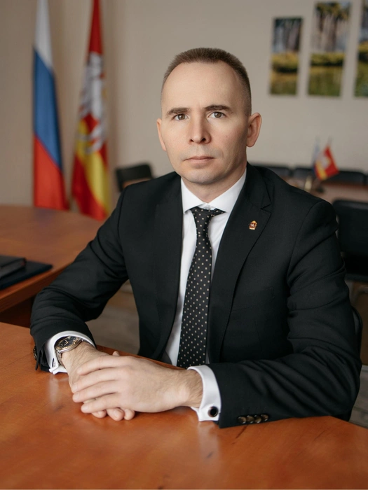 Юрий Подшивалов работает в правительстве с осени прошлого года | Источник: pravmin.gov74.ru