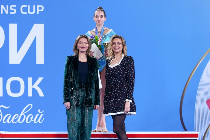 Алина Кабаева и Евгения Канаева