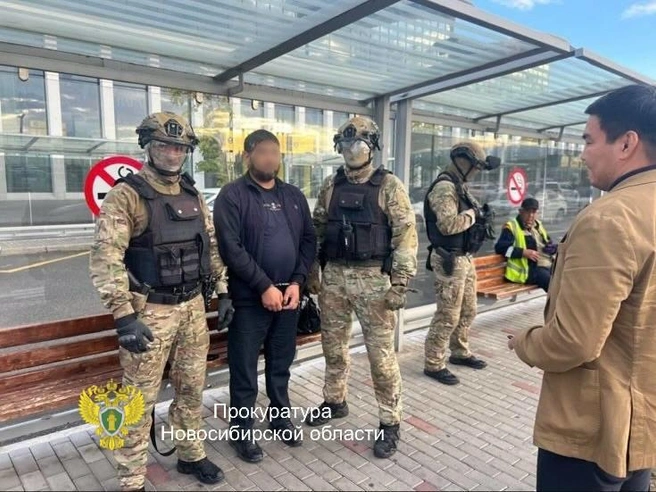 Водителя грузовика, наехавшего на людей у кафе в Новосибирске, задержали в Казахстане | Источник: Прокуратура Новосибирской области