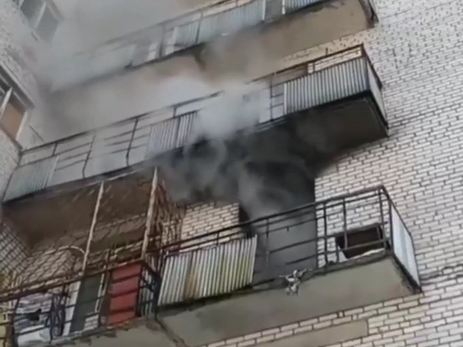 В Сосновом Бору из огня спасли 15 человек. Двое госпитализированы | Источник: МЧС Ленинградской области