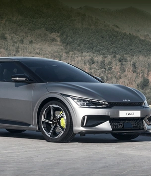 «Мы будем жить теперь по-новому!»: Kia представила новую эмблему и громадье планов