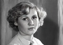 Как выглядит единственный сын ушедшей из жизни советской актрисы Нины Гуляевой