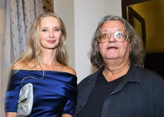 Ему было 54, а ей — 19. История любви Александра Градского и его молодой вдовы Марины Коташенко
