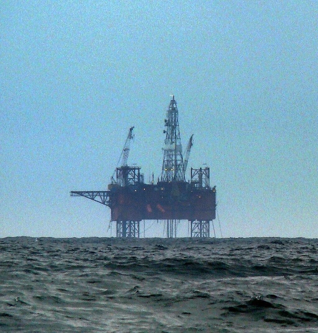 Польша обвинила истребители РФ в нарушении зоны безопасности буровой платформы в Балтийском море | www.fontanka.ru