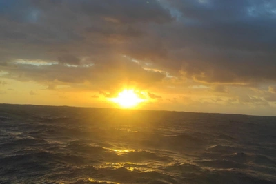 Humor over rowing skill: How to cross an ocean