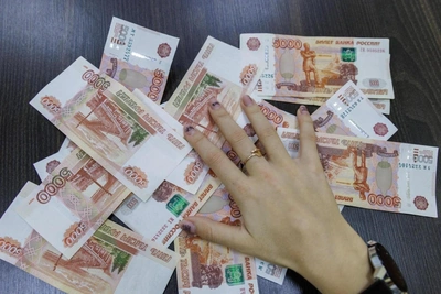 Scammers steal 7.4 million rubles from soldier's mother