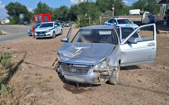 «Приора», на которой ехал мужчина | Источник: УМВД России по Оренбургской области