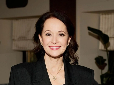 «Дочь — психолог в банке, сын — подросток с воинствующим настроением»: Ольга Кабо о детях и молодых актерах