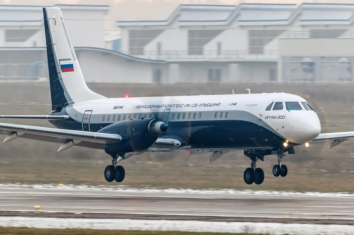  Ил-114-300 | Источник: Fasttailwind / Shutterstock.com