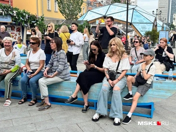 Зрители могли наблюдать на сцене кулинарный поединок | Источник: Александра Какасьева / MSK1.RU