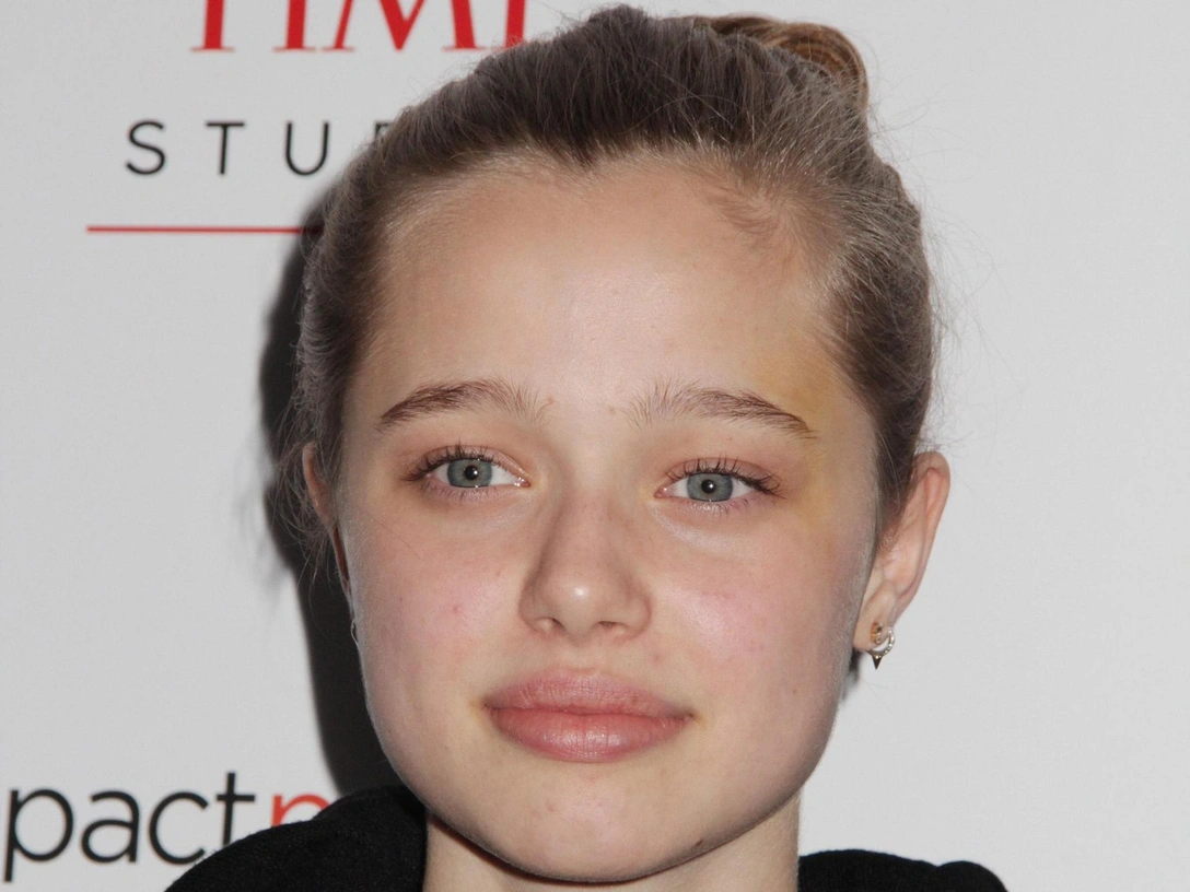 Дочь Анджелины Джоли и Брэда Питта отказалась от своего имени | marieclaire.ru