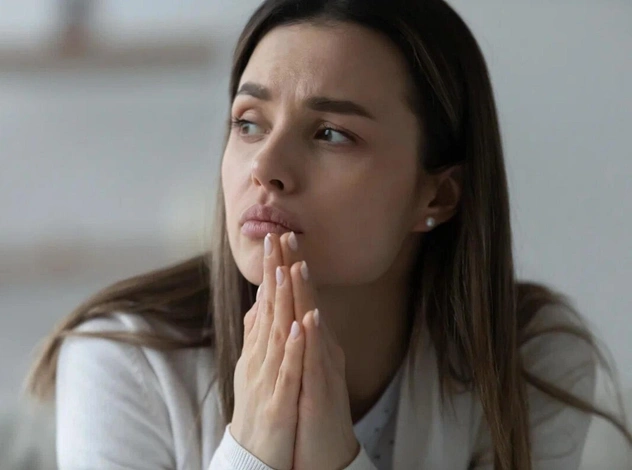 «Никому не нужна»: как побороть страх быть брошенной — 3 шага, которые сделают вас счастливой