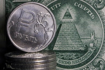 Подросток из Тулы отдала мошенникам 10 тыс. долларов