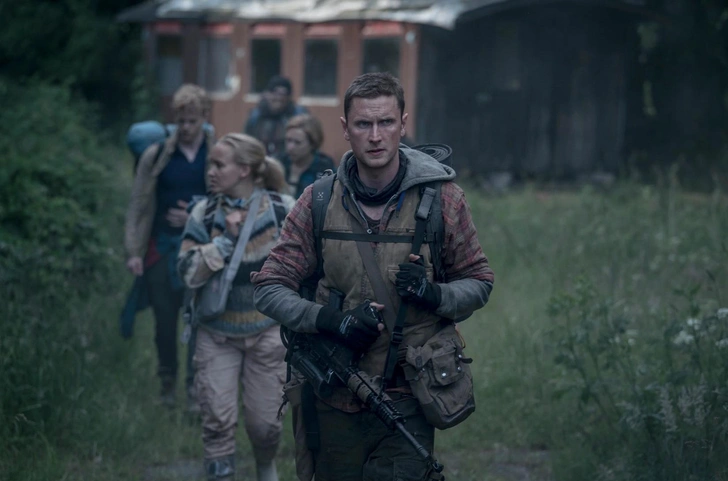 Для правдоподобности мелких деталей в сериале режиссеры и вся остальная команда сначала проводили беседы с экспертами по вирусам | Источник: Кадр из сериала «Дождь»