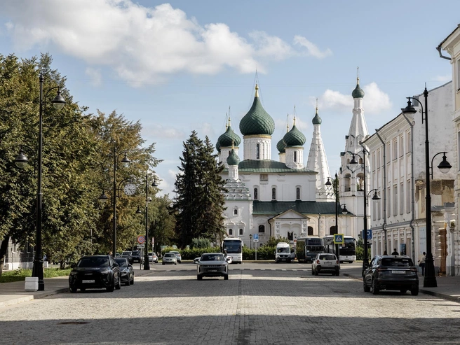 Улица Советская берет начало у одноименной площади | Источник: Александр Куренной / 76.RU