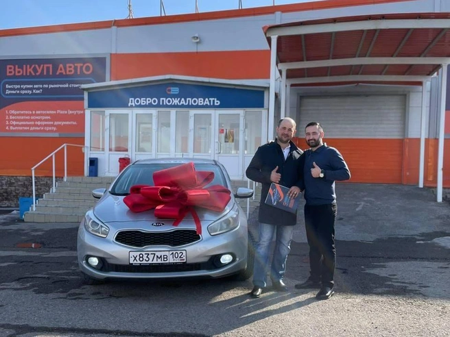 Автосалона Plaza в Уфе можно найти по трем адресам: на ул. Менделеева, 160/7; ул. М.Жукова — Сипайлово и Инициативной, 10/1 | Источник: Автосалон Plaza