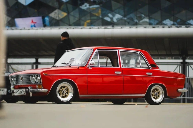 В своей новой жизни «Жигули» становятся иконой автостиля | Источник: Артем Быховец