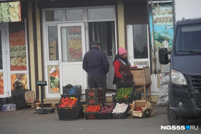 На рынке остались единичные продавцы | Источник: Тамара Башаева / NGS55.RU
