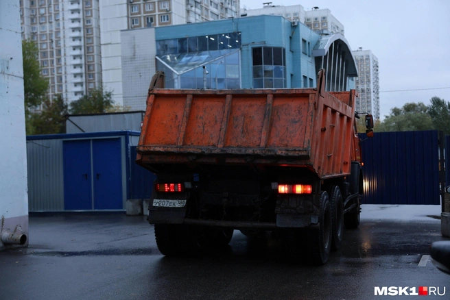 Местные говорят, что расстояние между будущими остановками будет слишком маленьким&nbsp; | Источник: Артем Устюжанин / MSK1.RU