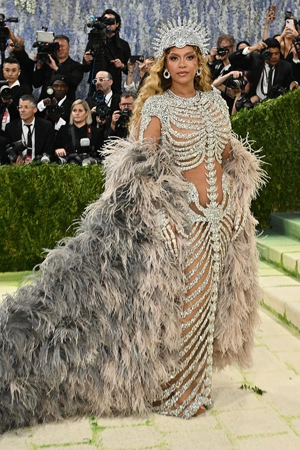Бейонсе появилась на Met Gala впервые после 10-летнего перерыва | Источник: ТАСС