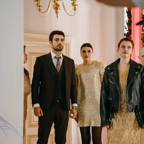 Источник: Промо-фото ко второму сезону сериала «Постучись в мою дверь в Москве»