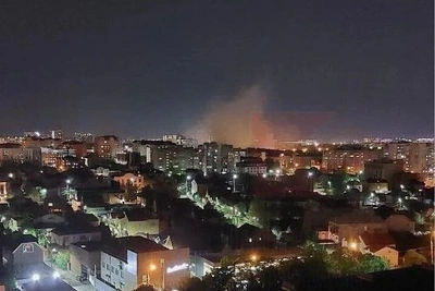 Столовая сгорела у вокзала Краснодара после жалоб на еду