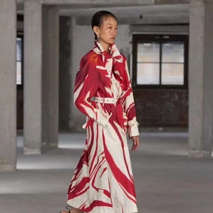 Как выглядит Dries Van Noten без Дриса Ван Нотена? По-прежнему очень красиво