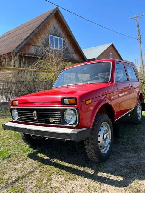 За рулем, вроде как, сидел экс-президент АВТОВАЗа Николя Мор | Источник: auto.ru