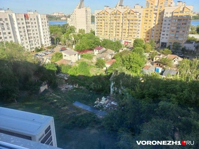 Раньше это место выглядело так, а сейчас там строят высотку | Источник: читатель Voronezh1.ru