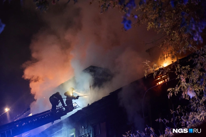 Собрали все, что известно о пожаре | Источник: Александр Ощепков / NGS.RU
