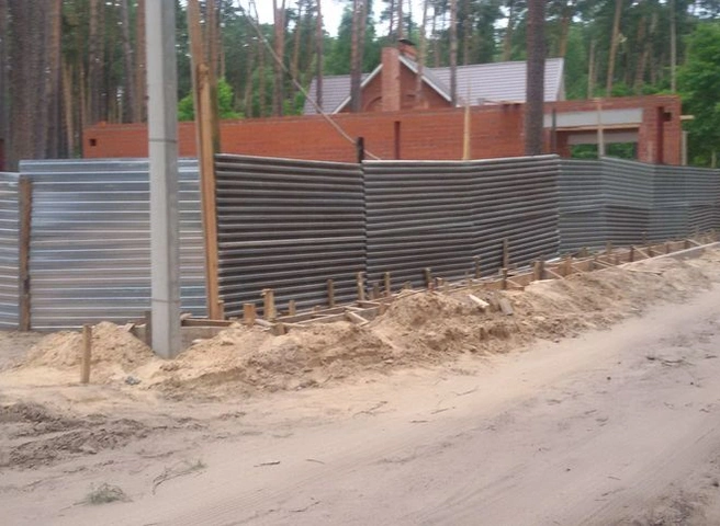 Петруцкий: возле Лысой горы в Солотче рубят сосны под строительство домов | ya62.ru