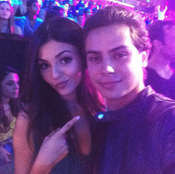 Звездный Instagram: (запрещенная в России экстремистская организация) Teen Choice Awards 2015