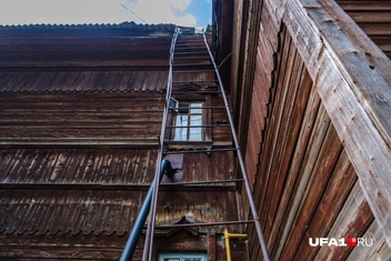 Дом разрушается на глазах | Источник: Булат Салихов / UFA1.RU