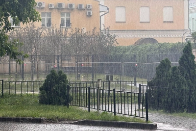 Москва и Подмосковье под мощным ливнем: когда закончатся дожди