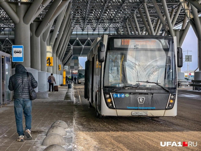 110С останавливается, где положено | Источник: Булат Салихов / UFA1.RU