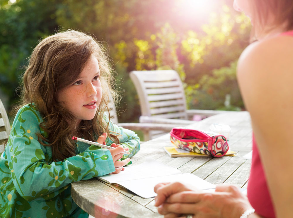 Нужно ли изучать иностранный язык детям до 5 лет | marieclaire.ru