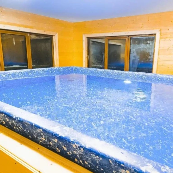 Источник: «Хрустальная» / 2gis