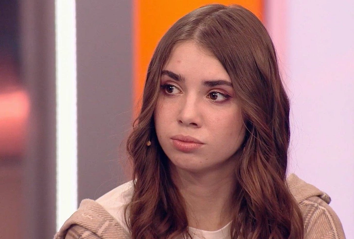 «Что происходит изнасилование детей, я не знала»: бывшая жена многоженца Сухова поддержала дочь, обвинившую отца в насилии | parents.ru