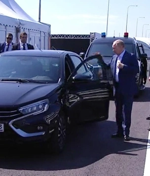 Путин торжественно открыл производство Lada Aura. Что известно о новинке?