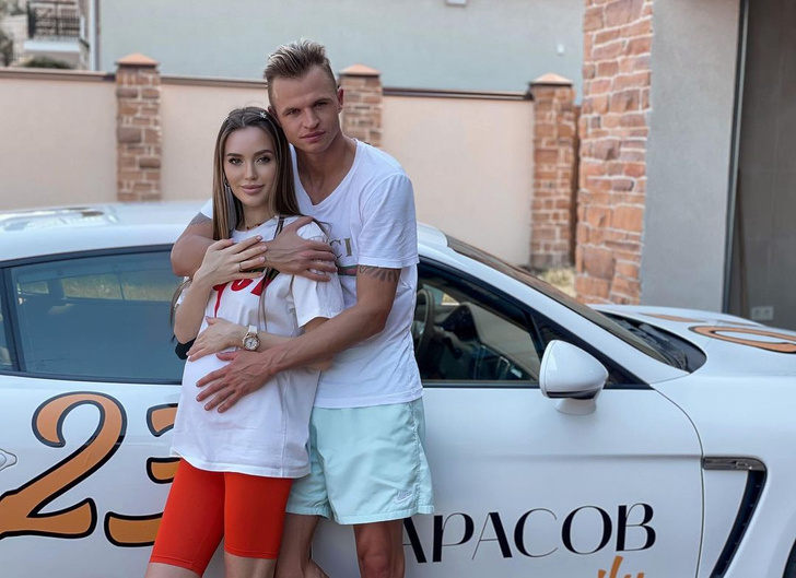 Дмитрий Тарасов и Анастасия Костенко крестили сына
