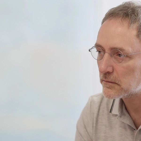 Максим Подбельцев, владелец компании «Механика-СПб», представитель инициативной группы граждан | Источник: Дарья Драй/ «Фонтанка.ру»