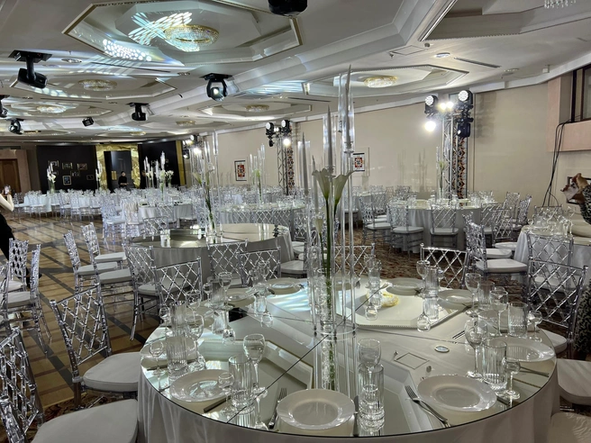 Банкетный зал рассчитан на 450 гостей | Источник: ГРЕЙС ГРУПП | GRACE GROUP HOTELS / Vk.com