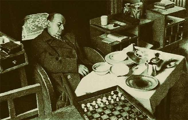 Та самая фотография | Источник: chess.com