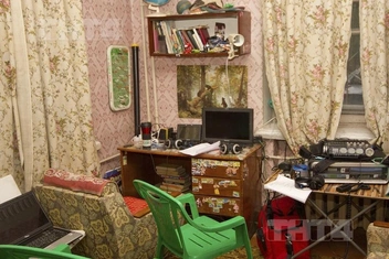 Так выглядела комната во время съемок | Источник: Телеканал «ТНТ», «Реальные пацаны» / Vk.com,