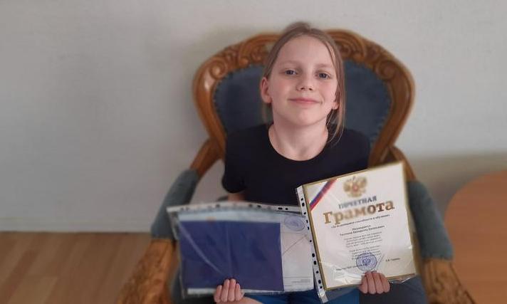 Алисе Тепляковой исполнилось 12 лет. Что известно о самой юной студентке России?
