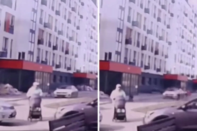 В Омске мальчик попал под колеса иномарки во дворе