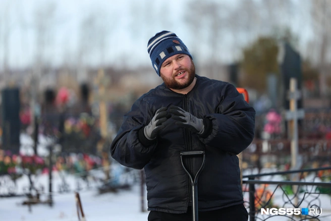 Помочь человеку, который потерял близкого, бывает непросто  | Источник: Евгений Софийчук / NGS55.RU