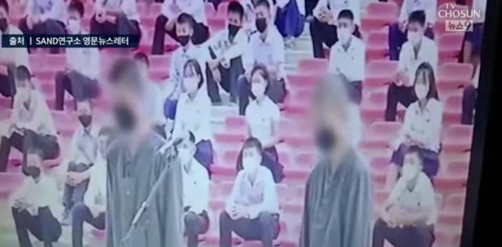 Самые преданные фанаты: подростков из Северной Кореи посадили на 12 лет за просмотр южнокорейских дорам