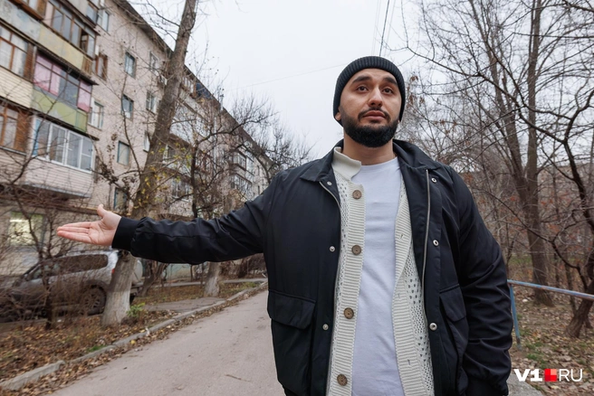 Карен остался без квартиры и без денег | Источник: Алексей Волхонский / V1.RU