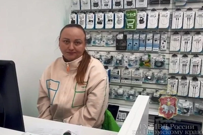 Оператор в Прикамье спасла пенсионерку от аферистов